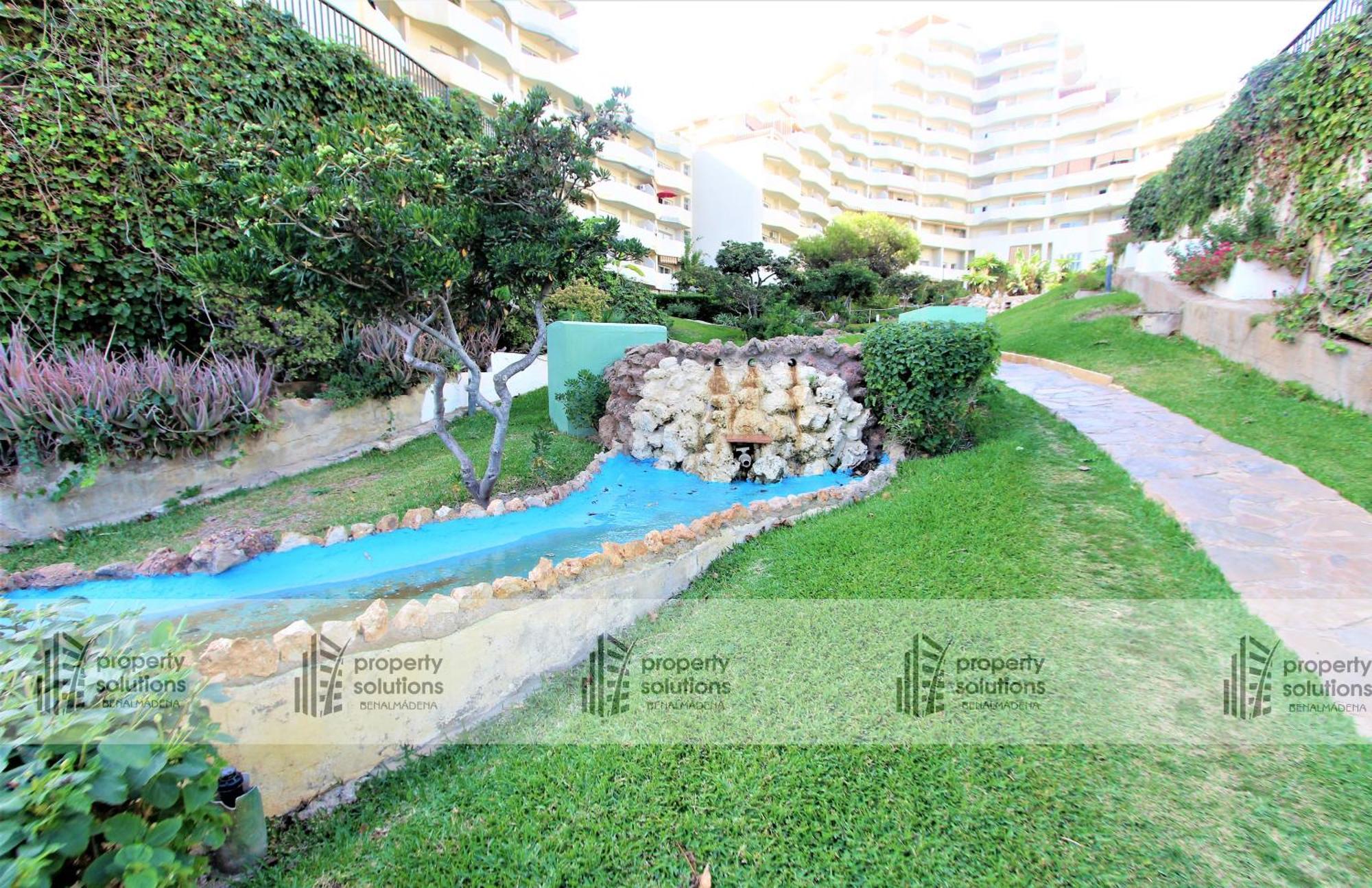 Benalbeach 1010 - Vista Al Mar - Piscina Todo El Ano - Primera Linea De Playa Benalmádena Exterior foto