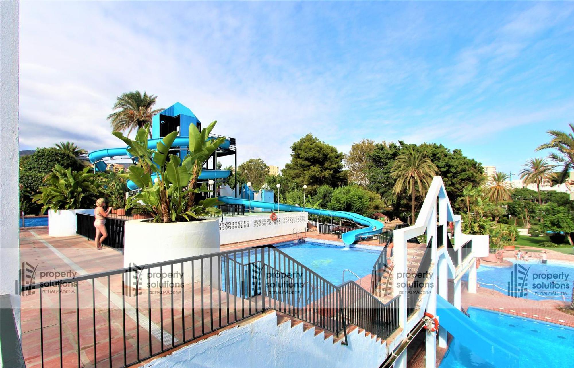 Benalbeach 1010 - Vista Al Mar - Piscina Todo El Ano - Primera Linea De Playa Benalmádena Exterior foto