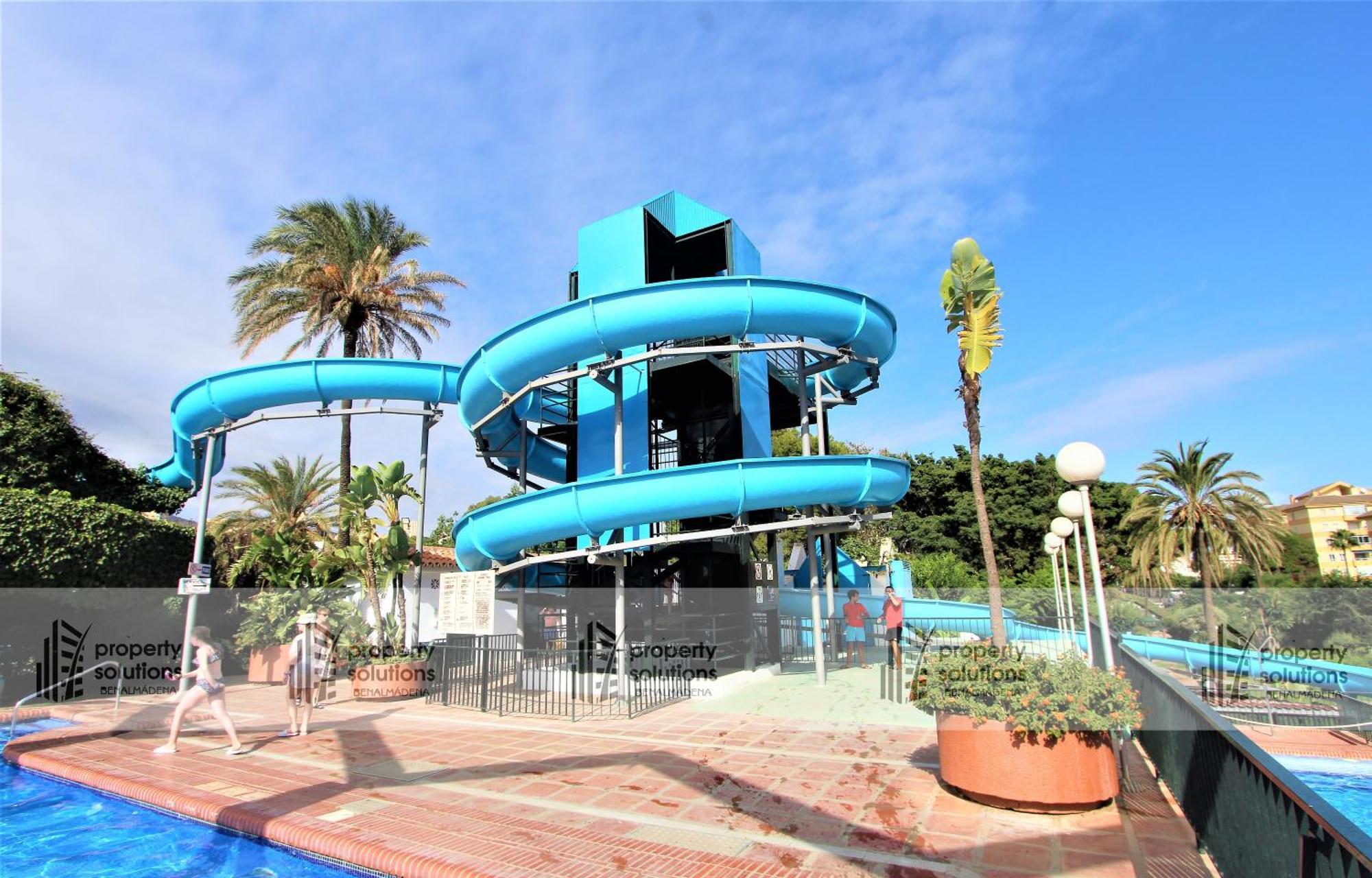 Benalbeach 1010 - Vista Al Mar - Piscina Todo El Ano - Primera Linea De Playa Benalmádena Exterior foto